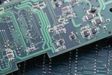 激光打標(biāo)PCB，電路板行業(yè)未來發(fā)展的趨勢(shì)