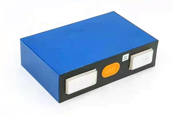 激光清洗動力電池表面藍(lán)膜，助力電池行業(yè)高速發(fā)展